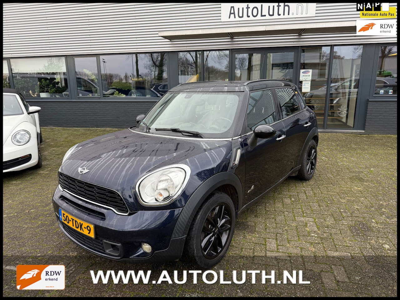 MINI Countryman - Mini 1.6 Cooper S ALL4 / Pano /leder, - AutoWereld.nl