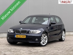 BMW 1-serie - 130i High Executive | Handbak | Clima | Navi | Sportstoelen