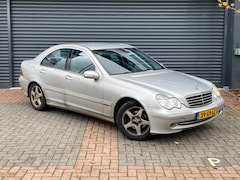 Mercedes-Benz C-klasse - 200 K. Elegance Aut | Airco | Trekhaak | Cruise