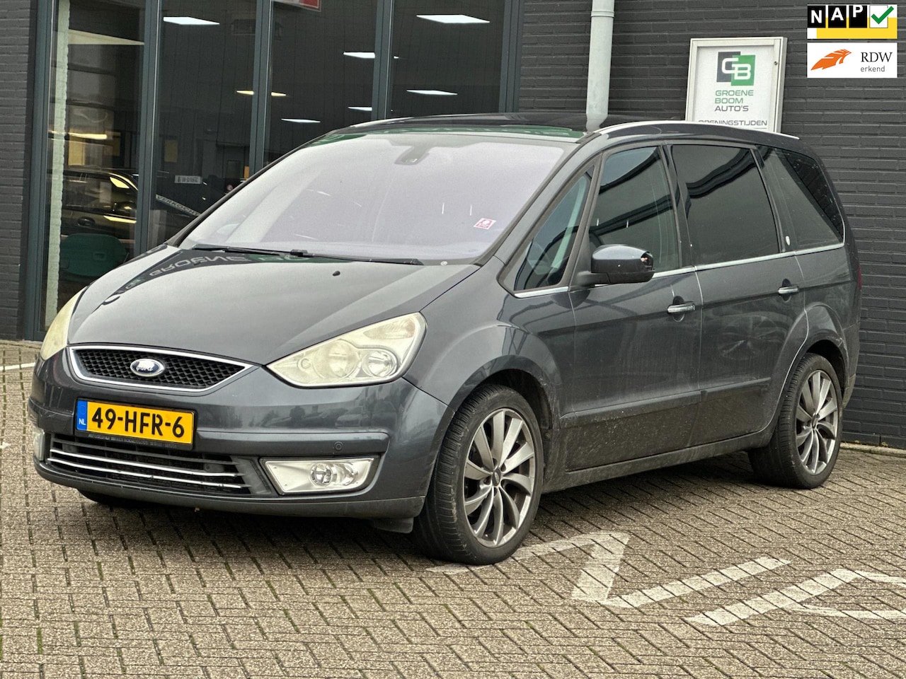 Ford Galaxy - 2.3-16V Ghia/7-PERS/NAVI/AUTOMAAT/EXPORT PRIJS!! - AutoWereld.nl