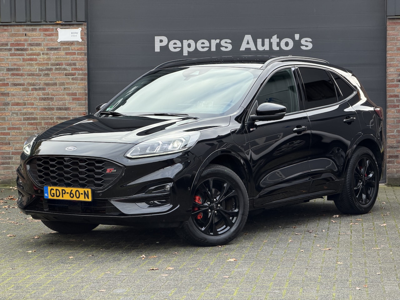 Ford Kuga - 2.5 PHEV ST-Line X Head Up | Adap. Cruise | Winter Pack | Camera V+A | Elek. Trekhaak | B& - AutoWereld.nl