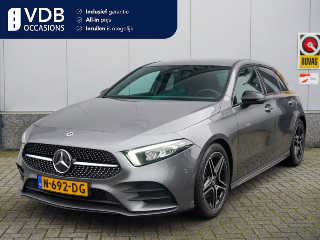Mercedes-Benz A-klasse - 180 Bns-Solution AMG Widescreen | Sfeerverlichting | Camera | Le - AutoWereld.nl