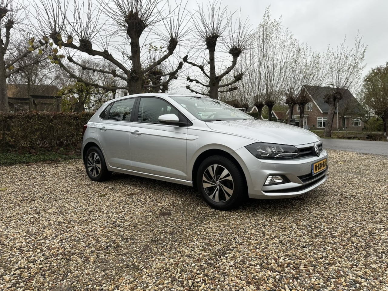 Volkswagen Polo - 1.0 Comfortline PDC V/A, Carplay