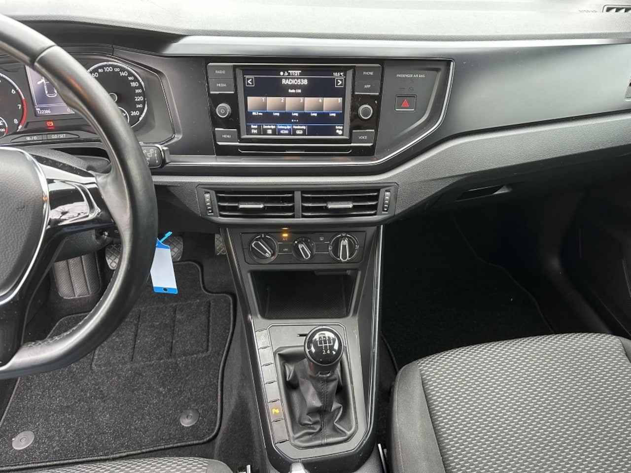 Volkswagen Polo - 1.0 Comfortline PDC V/A, Carplay