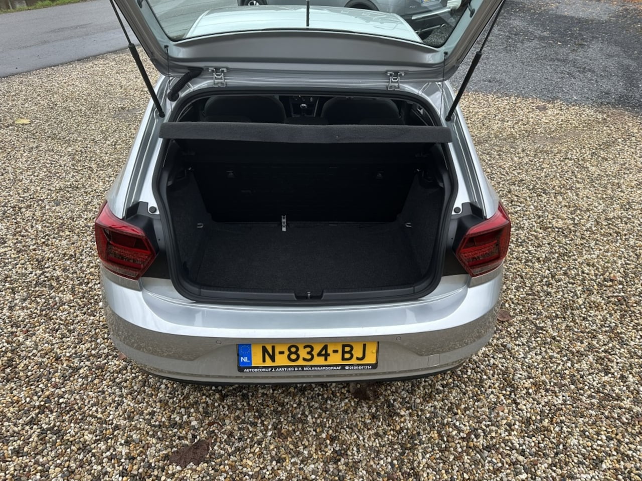 Volkswagen Polo - 1.0 Comfortline PDC V/A, Carplay