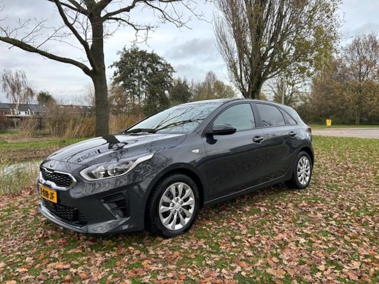 Kia Cee'd - CEED 1.0 T-GDi ExecutiveLine - AutoWereld.nl