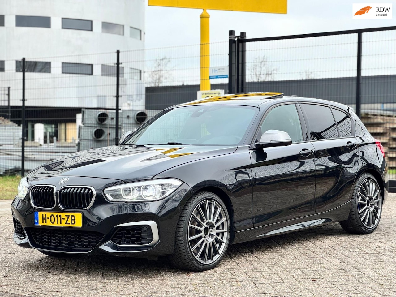BMW 1-serie - M140i xDrive Centennial High Executive M140i xDrive Centennial High Executive - AutoWereld.nl