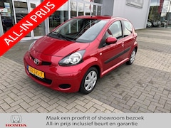 Toyota Aygo - 1.0 VVT-i 5D Comfort Navigator Automaat