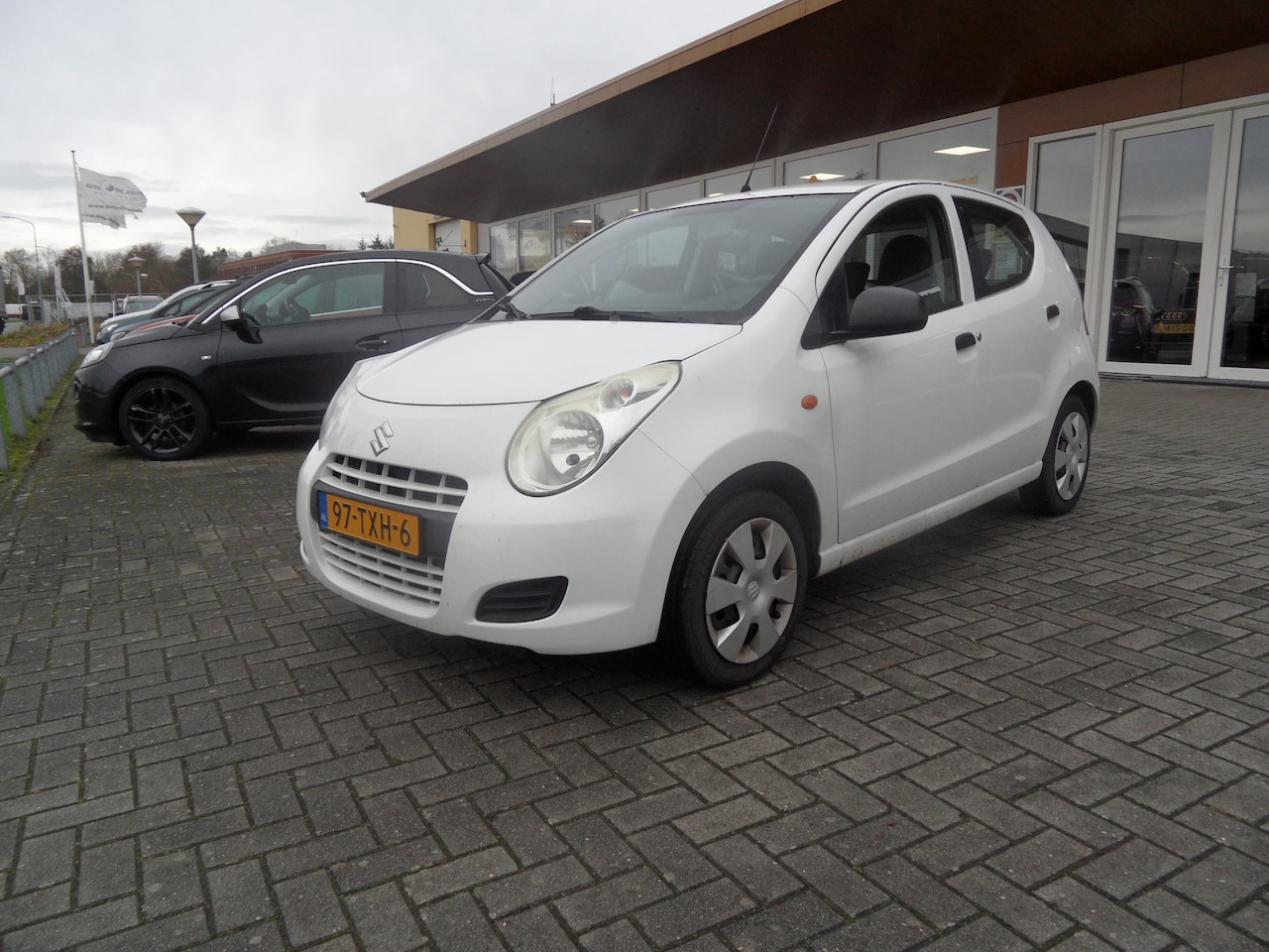 Suzuki Alto - 1.0 Comfort Plus 1.0 Comfort Plus - AutoWereld.nl