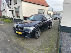 BMW X4 - XDrive20i High Executive