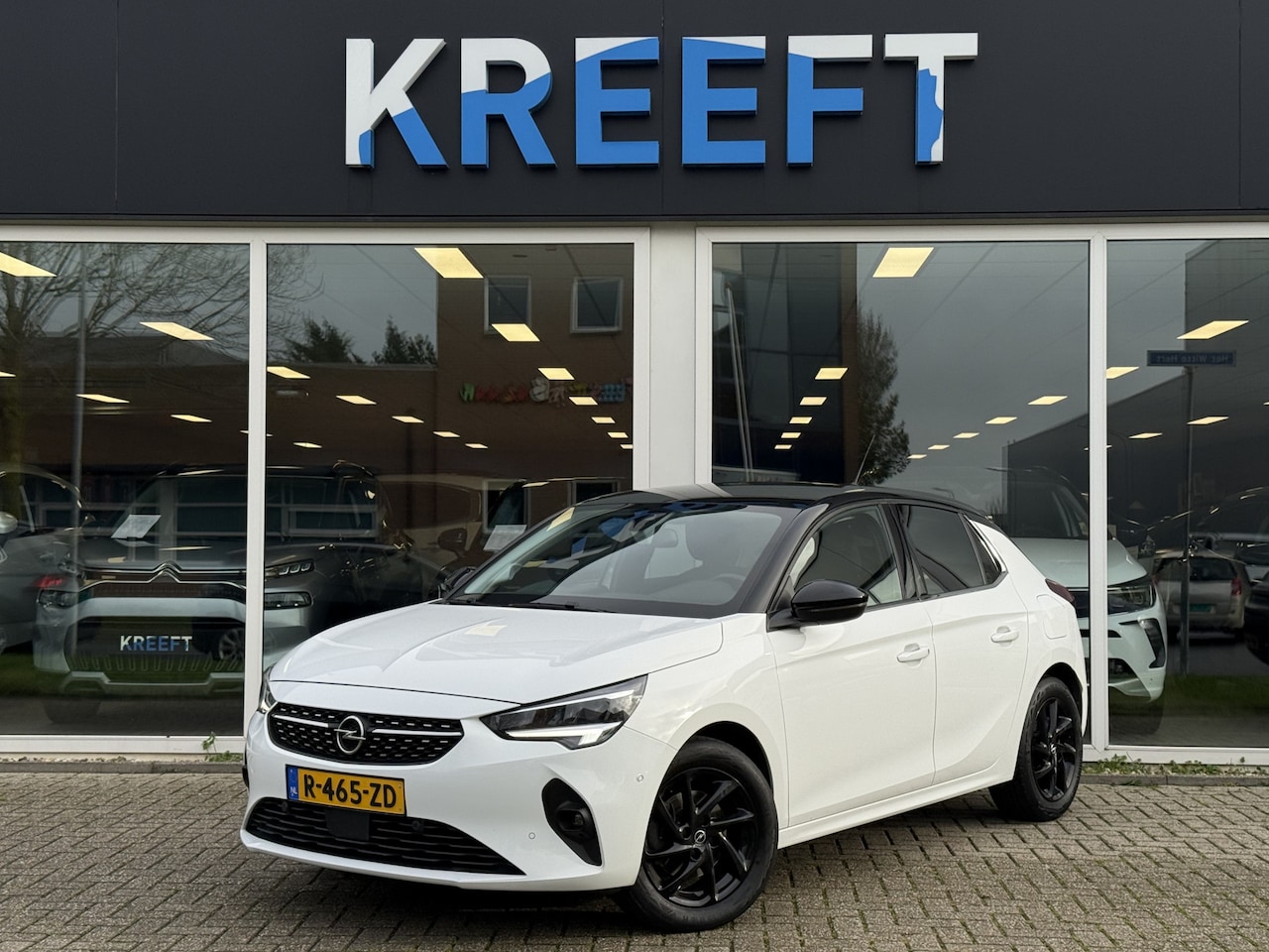 Opel Corsa - 1.2 GS Line Speciale uitvoering - AutoWereld.nl