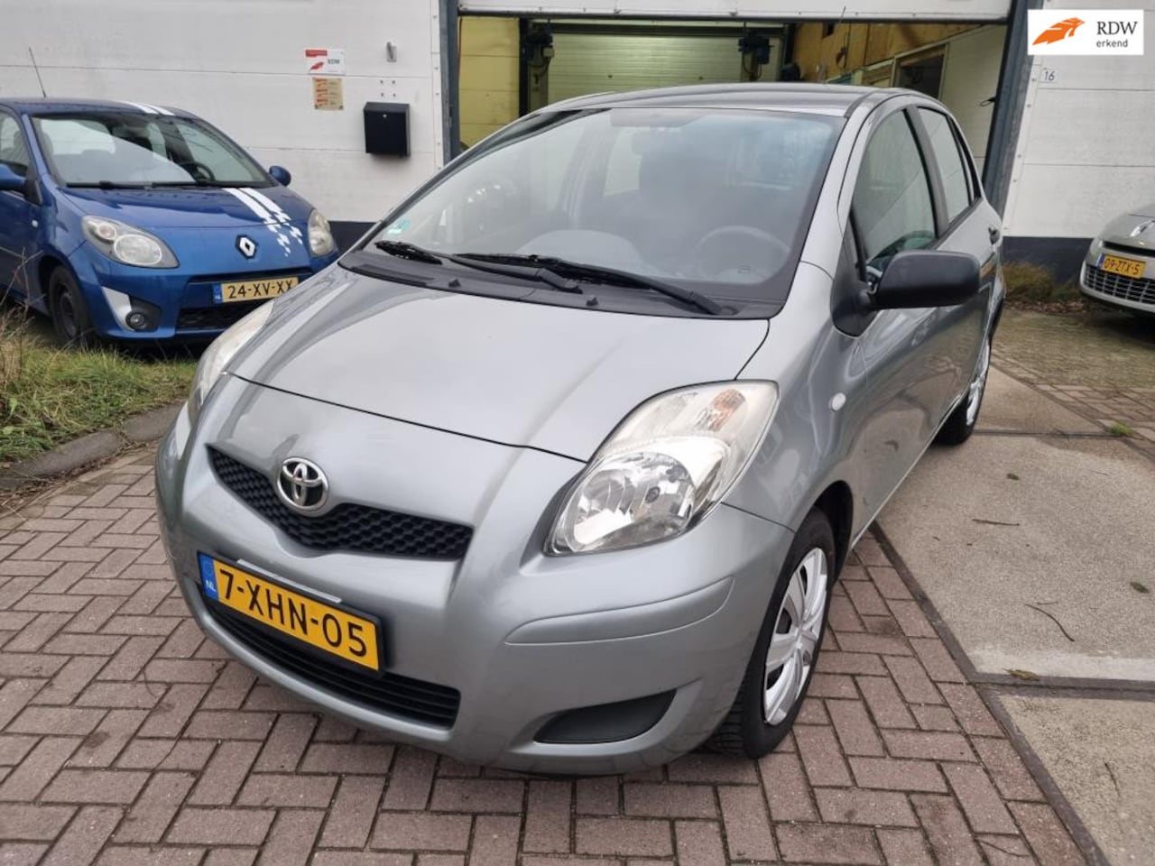 Toyota Yaris - 1.0 VVTi Cool 1.0 VVTi Cool - AutoWereld.nl