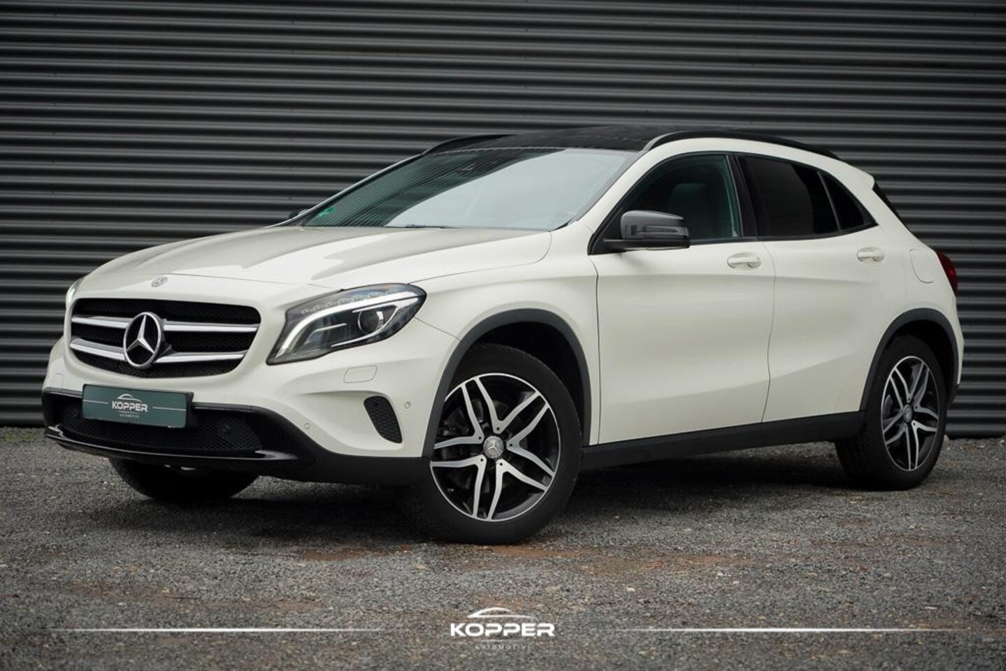 Mercedes-Benz GLA-Klasse - 250 4Matic AMG / Pano / Clima - AutoWereld.nl