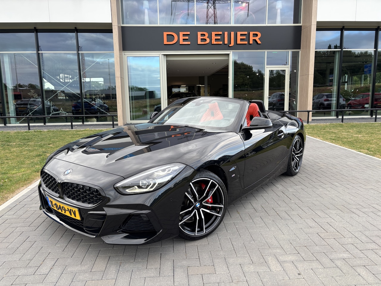 BMW Z4 Roadster - sDrive30i M Sport Leder I Camera I H/K audio - AutoWereld.nl