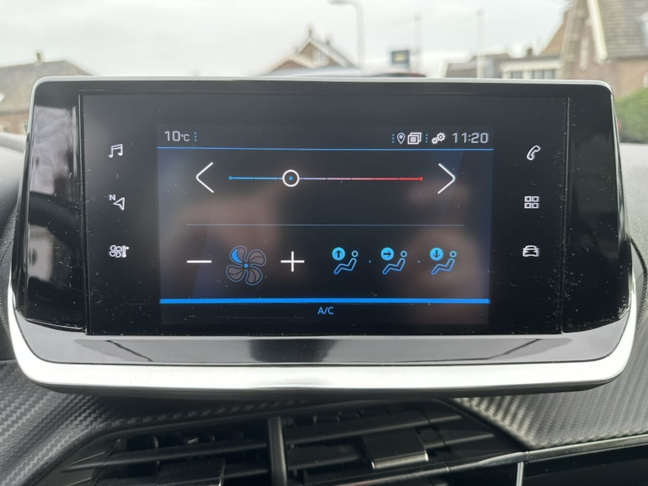 Peugeot 208 - 1.2 Navigatie/Camera/PDC/Carplay