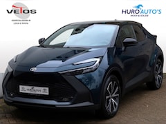 Toyota C-HR - 2.0 PHEV 220 Dynamic | Nieuw | Bi-Tone | Stoel/Stuurwielverwarm