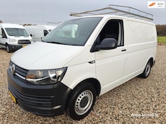 Volkswagen Transporter - 2.0 TDI L1H1 Trendline , EURO 6 , Airco , cruise , navi , nette bus , Apk aug.2026