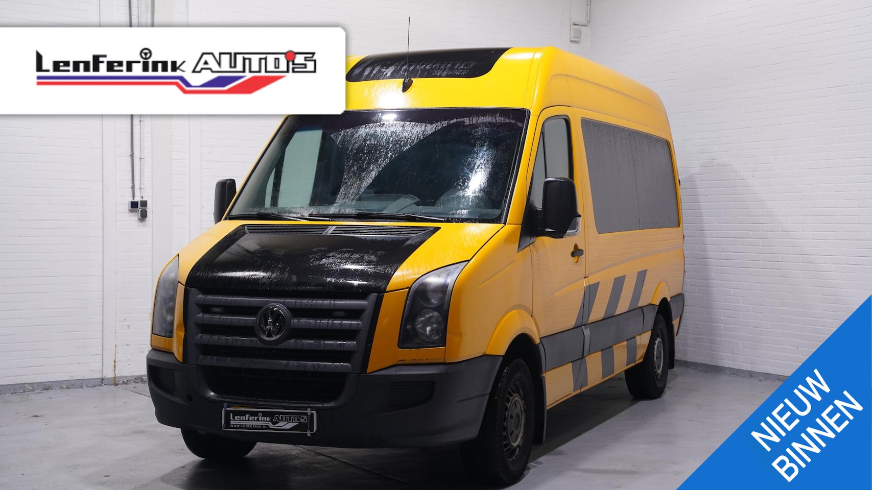 Volkswagen Crafter - 2.5 TDI 110 pk L2H2 Airco, APK 12-2025 Trekhaak, Cruise Control, 3-Zits - AutoWereld.nl