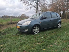Ford Fiesta - 1.4-16V First Edition