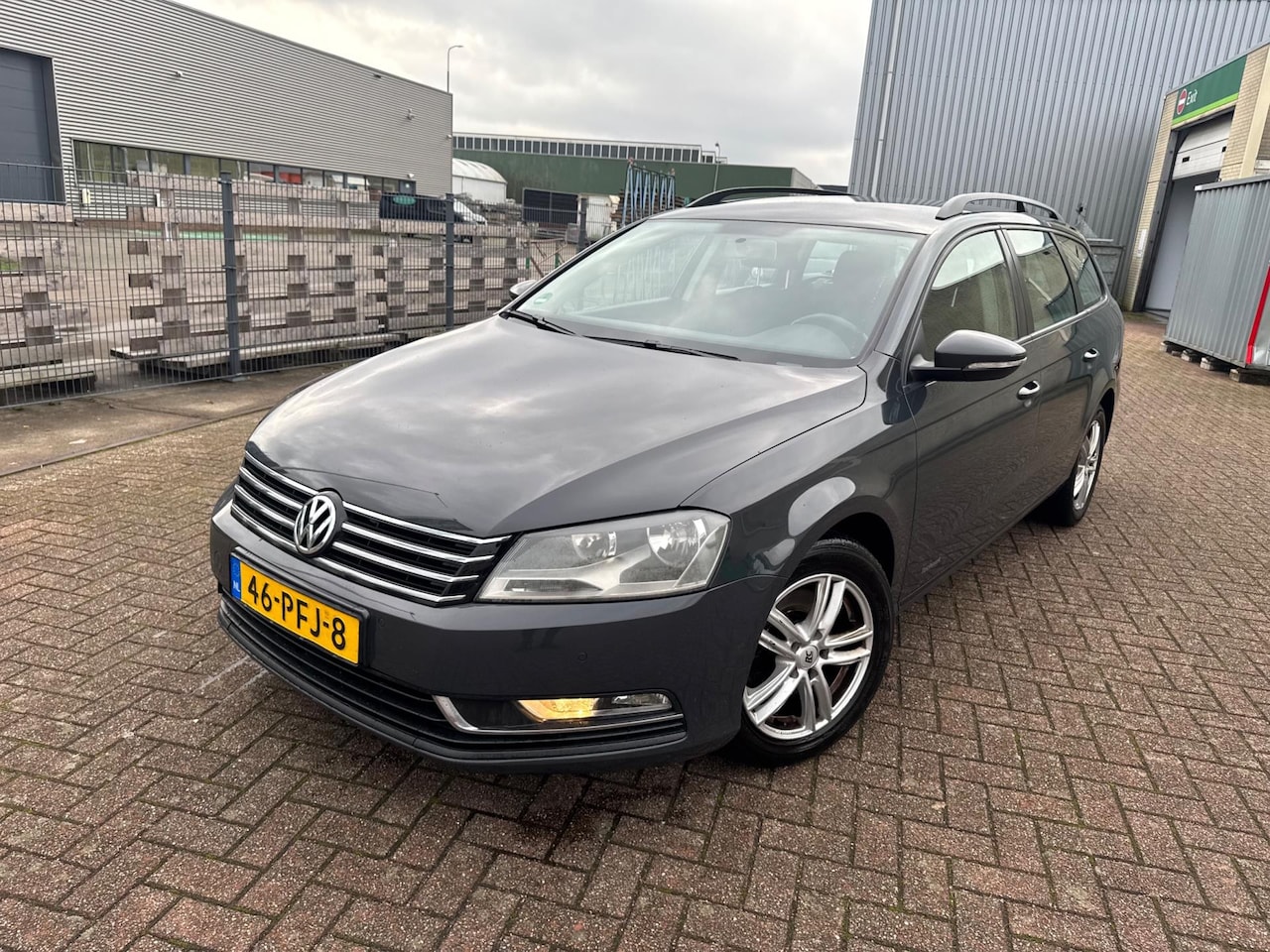 Volkswagen Passat Variant - 1.6 TDI HIGHLINE BlueMotion NAVI/CLIMA/PDC - AutoWereld.nl