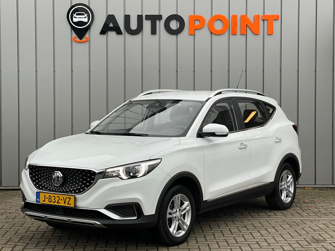 MG ZS - Comfort 45 kWh 1E EIG DEALEROND|APPLECARPLAY|LANE ASSIST|LED|NAVI|KEYLESSENTRY - AutoWereld.nl