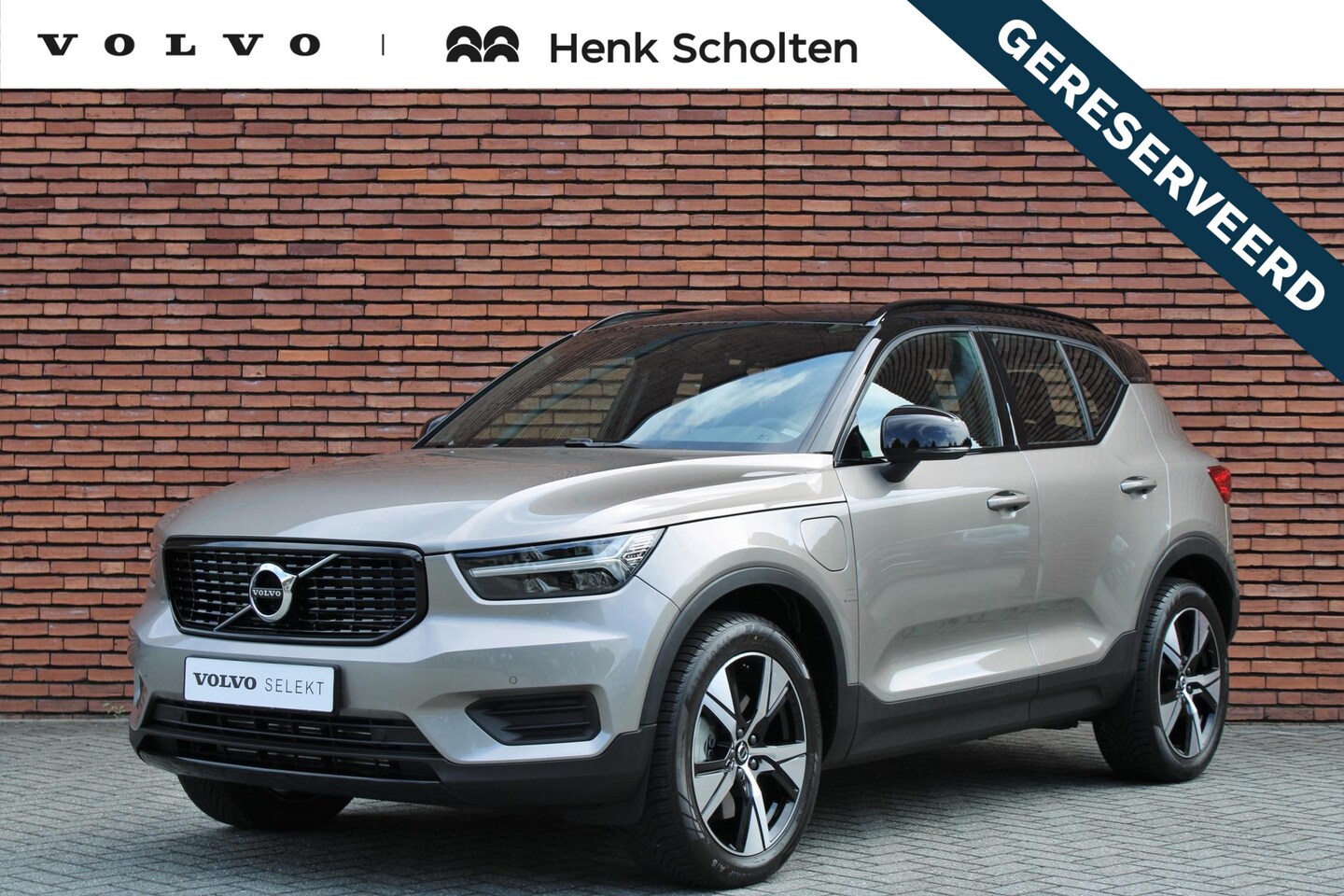 Volvo XC40 - T4 Recharge R-Design | Trekhaak | Verwarmbare Voorstoelen | Parkeercamera | Cruise Control - AutoWereld.nl