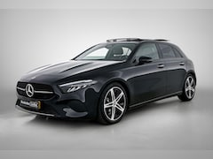 Mercedes-Benz A-klasse - A 180 Automaat Luxury Line | Nightpakket | Panoramadak | LED | Sfeerverlichting | Stoelver