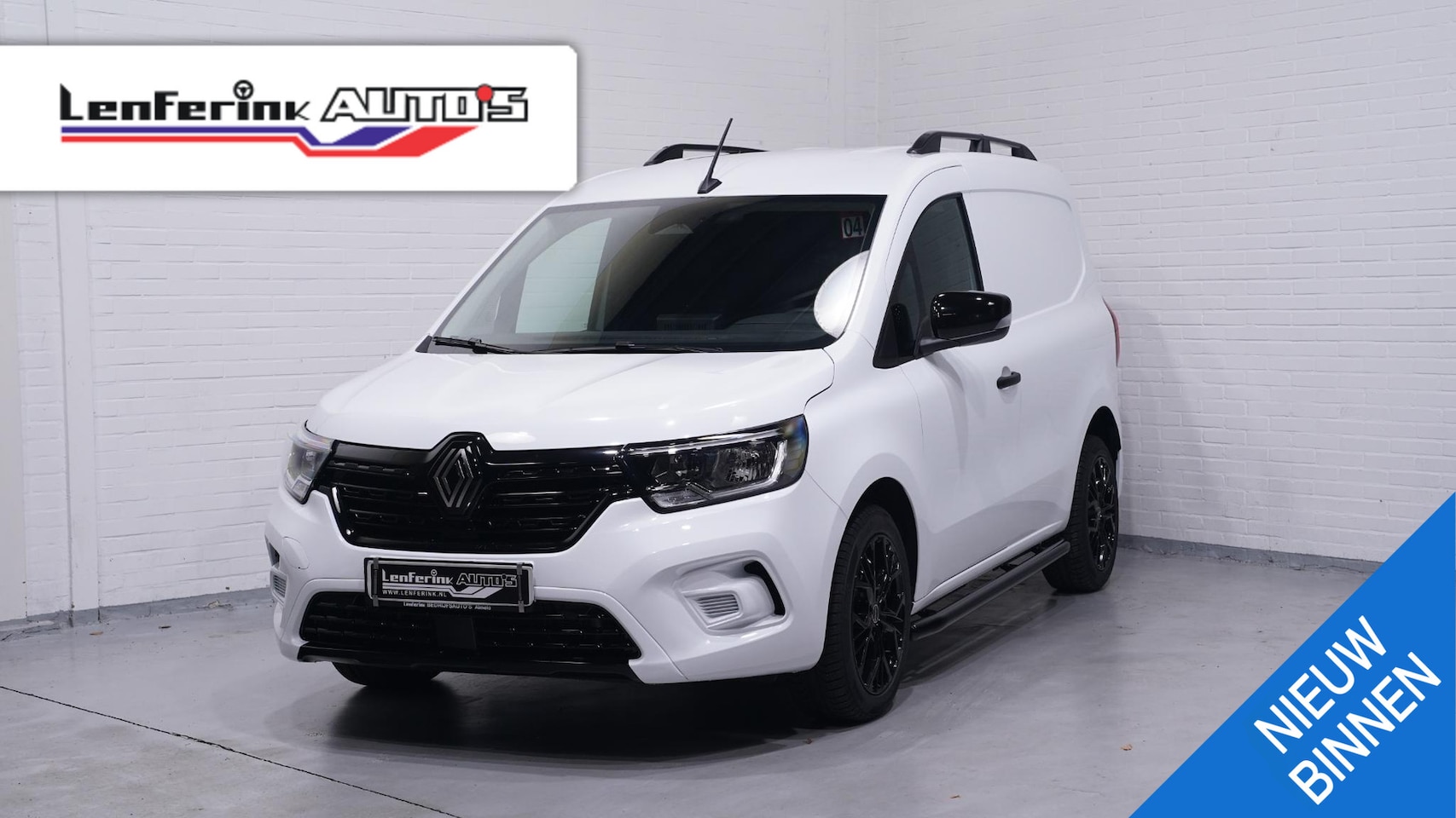 Renault Kangoo - 1.5 Blue DCi 95 pk Black&White Edition Airco, 17" LMV, Camera, Exterieur Pack, Zwarte Gril - AutoWereld.nl