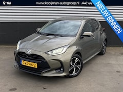 Toyota Yaris - 1.5 Hybrid 115 First Edition Navigatie Apple CarPlay/Android Auto, achteruitrij camera, ad