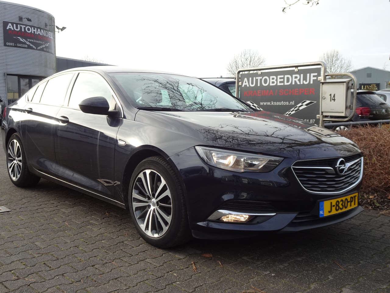 Opel Insignia Grand Sport - 1.5 Turbo Business Executive 1.5 Turbo Business Executive - AutoWereld.nl