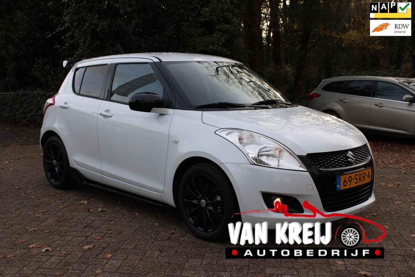 Suzuki Swift - 1.2 Exclusive 1.2 Exclusive, Automaat, Apple carplay, Clima, Cruise, Nap - AutoWereld.nl