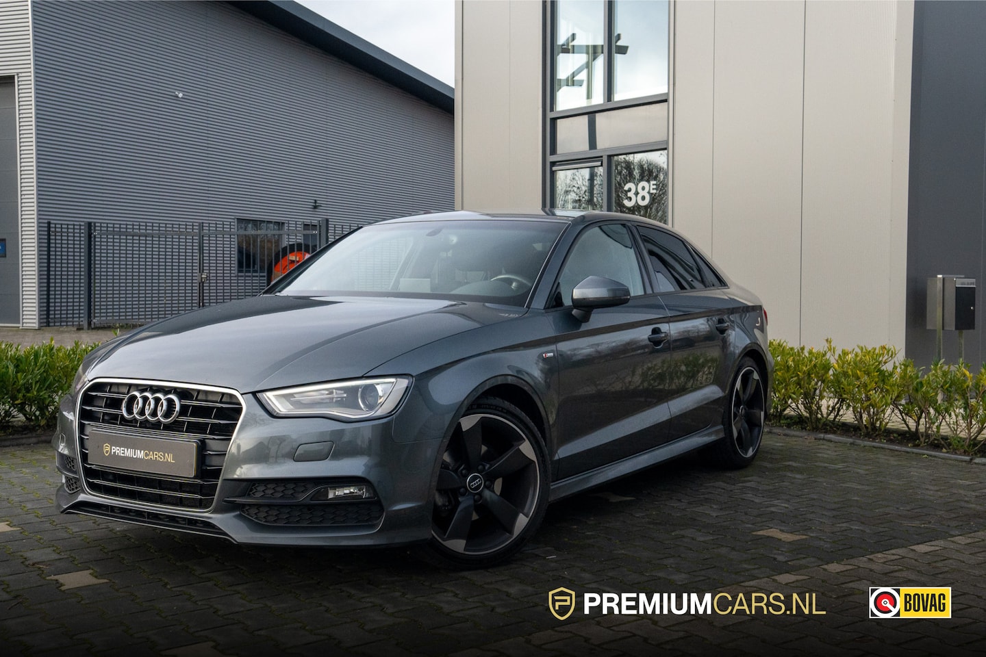 Audi A3 Limousine - 1.4 TFSI CoD Ambition Pro Line S 1.4 TFSI CoD Ambition Pro Line S| Dealer ond. - AutoWereld.nl