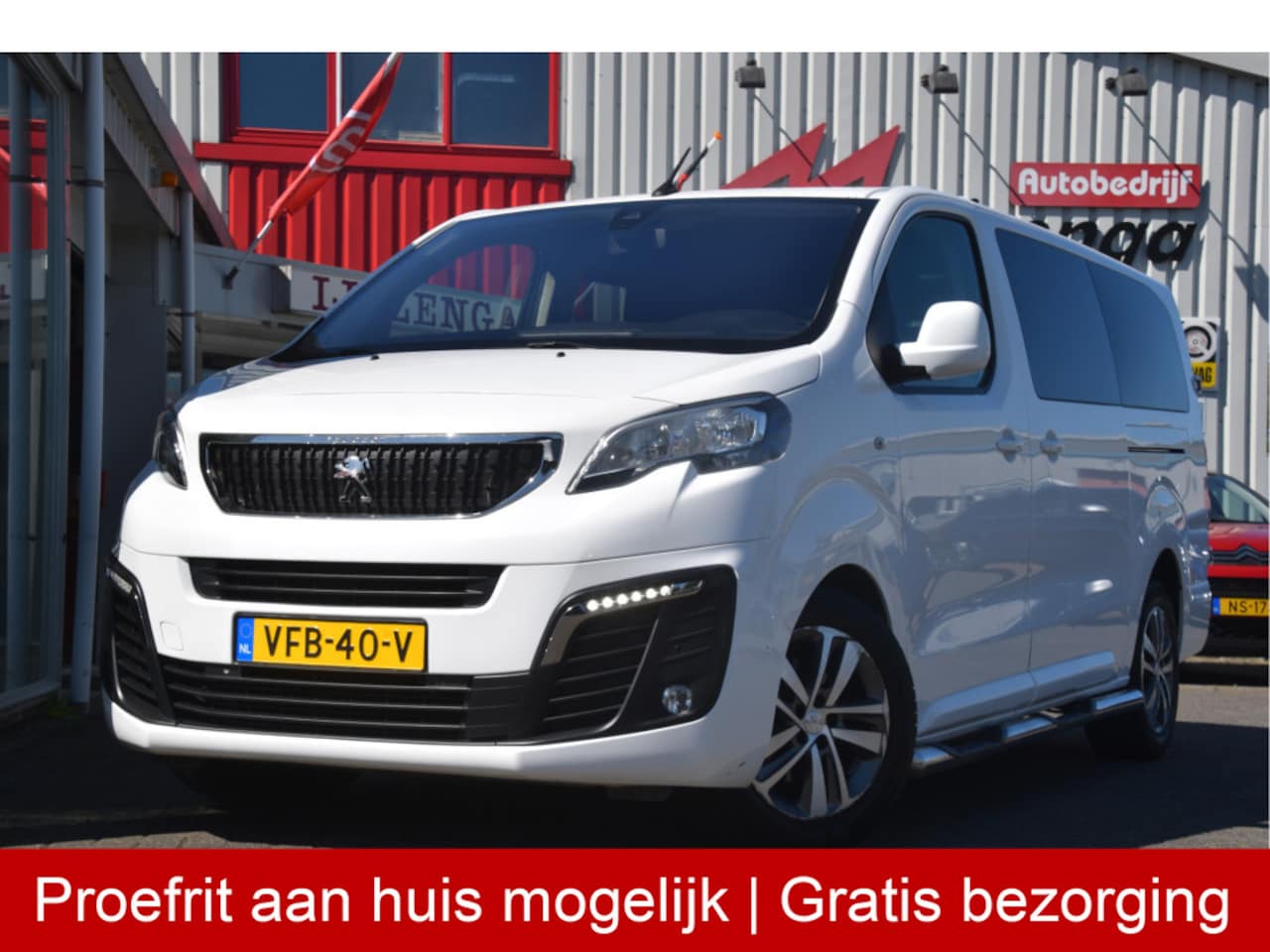 Peugeot Expert - 2.0 BlueHDI 180 Long Asphalt DC Carplay | Leer | Dubbele schuifdeur | LMV | Sidebars | Cam - AutoWereld.nl