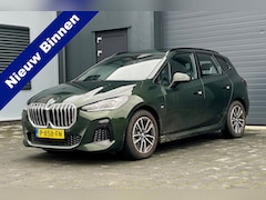 BMW 2-serie Active Tourer - 218i M-Sport PANO H/K TREKHAAK KEYLESS