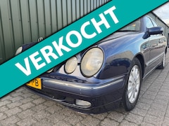 Mercedes-Benz E-klasse - 240 Avantgarde met Nieuwe APK