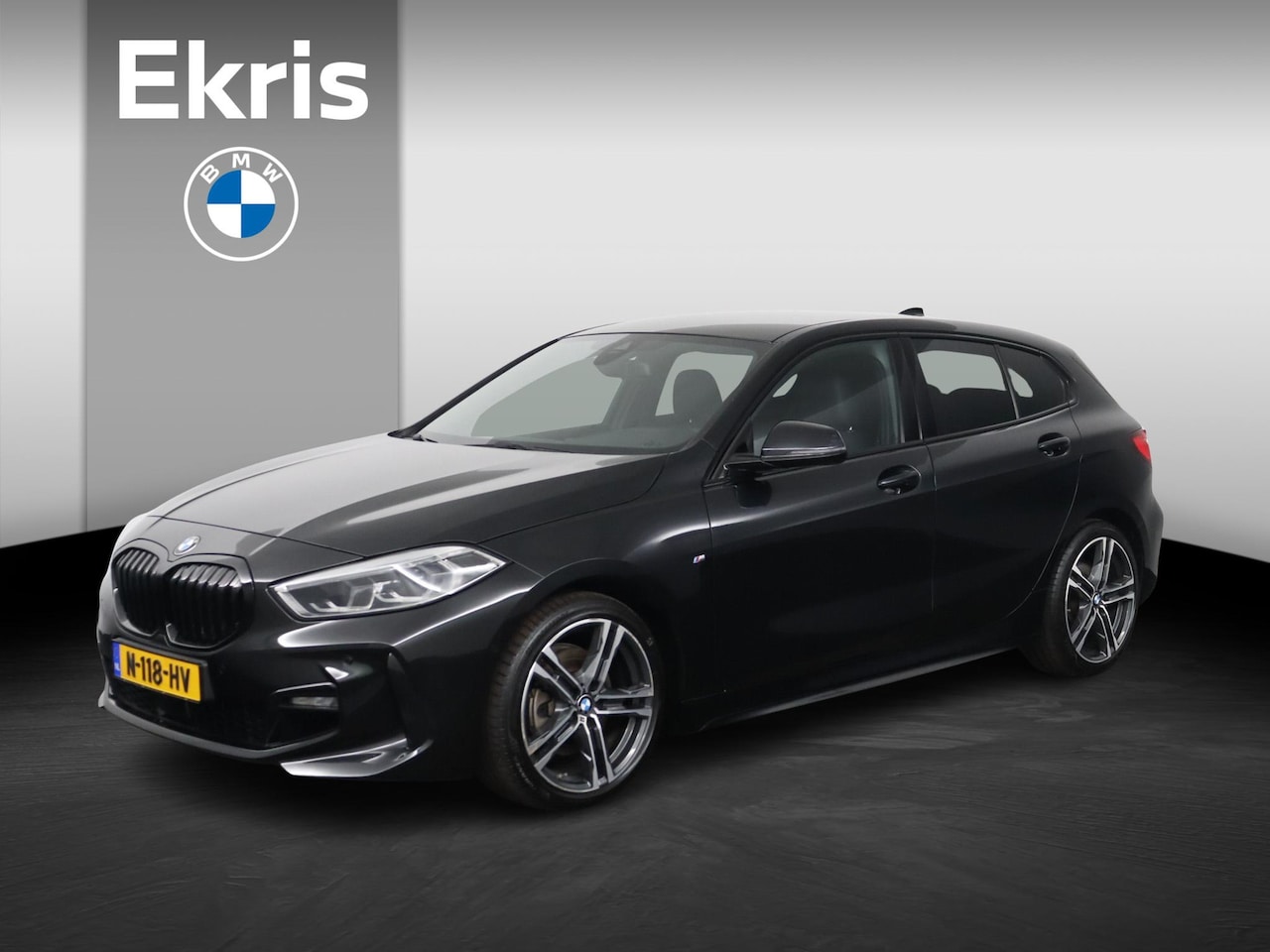 BMW 1-serie - 118i Executive Edition | M sport | stuur + stoel verw | hifi | 18" | - AutoWereld.nl