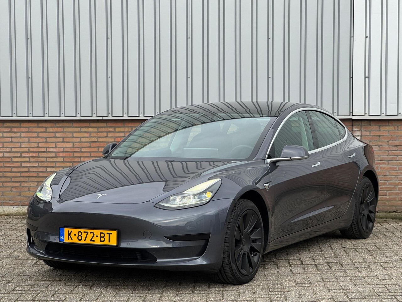 Tesla Model 3 - Standard RWD Plus 90% SoH/ LFP/ 1ste Eigenaar - AutoWereld.nl