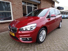 BMW 2-serie Gran Tourer - 218d Automaat / Leder / Navi / Panoramadak