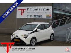 Toyota Aygo - 1.0 VVT-i x-play Lage kilometerstand/Achteruitrijcamera/App connect/Airco/Orig. NL auto/Be