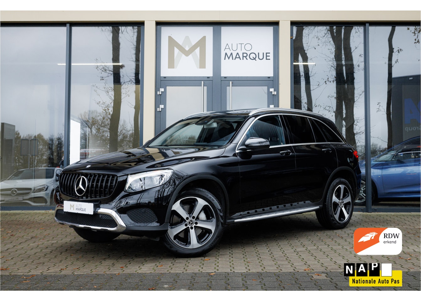 Mercedes-Benz GLC-klasse - 250 4MATIC Prestige | Navigatie incl. Apple CarPlay | Panoramadak | Luchtvering | Achterui - AutoWereld.nl