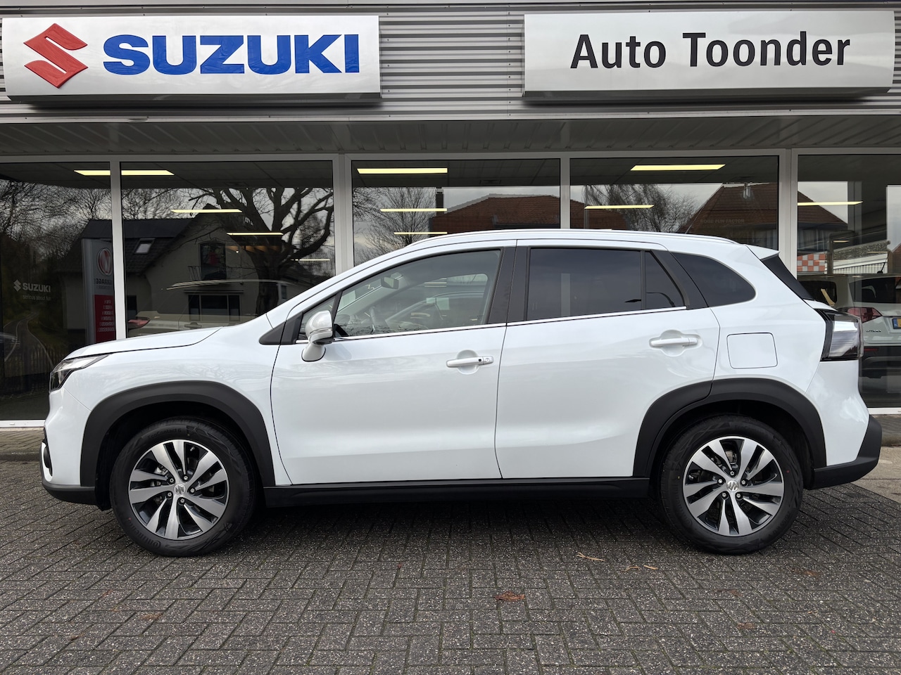 Suzuki S-Cross - Style 1.4 Boosterjet Smart Hybrid - AutoWereld.nl