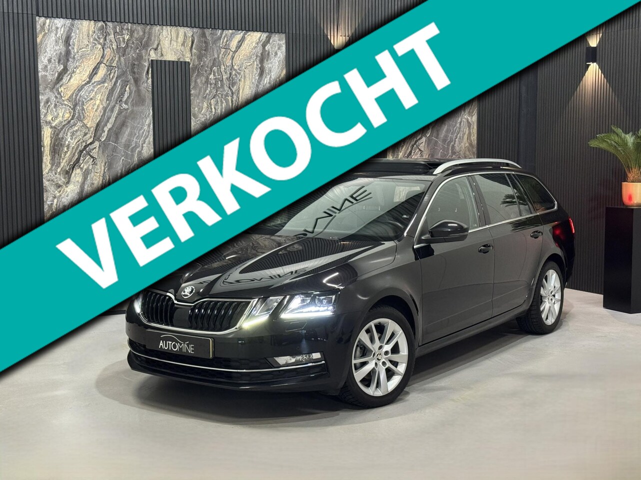 Skoda Octavia Combi - 1.5 TSI Greentech Business Edit|PANO|SFEER|KEYLESS|BOMVOL - AutoWereld.nl
