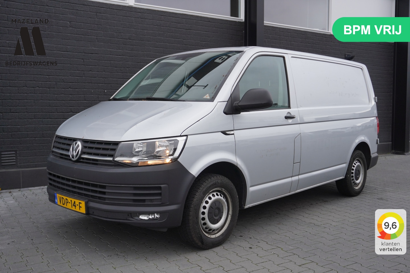 Volkswagen Transporter - 2.0 TDI 150PK Automaat EURO 6 - Airco - Navi - Cruise - €14.950,- Excl. - AutoWereld.nl