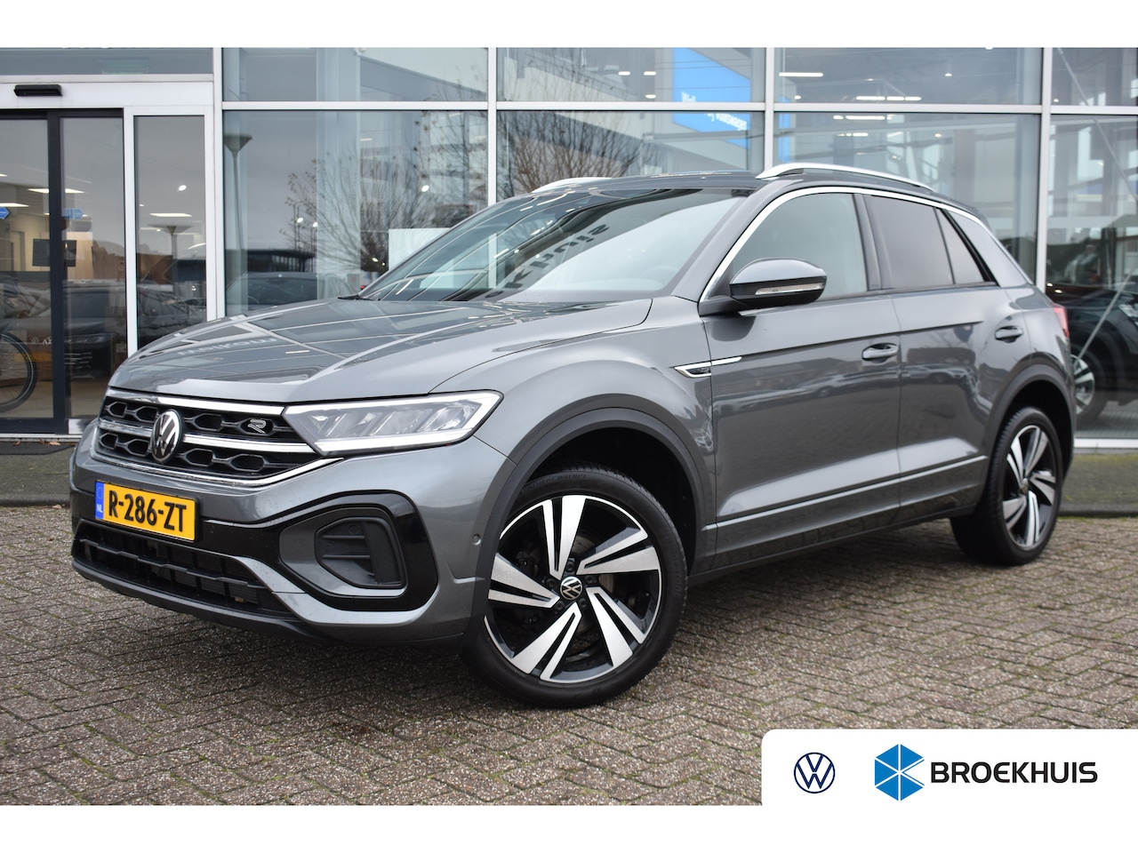 Volkswagen T-Roc - 1.5 TSI R-Line Business 1.5 TSI 150PK R-Line Business+ - AutoWereld.nl