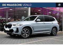BMW X3 - xDrive30e High Executive M Sport Automaat / Panoramadak / Trekhaak / Sportstoelen / Parkin