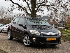 Toyota Auris - 1.8 Full Hybrid Dynamic | Cruise + Clima nu € 7.975,