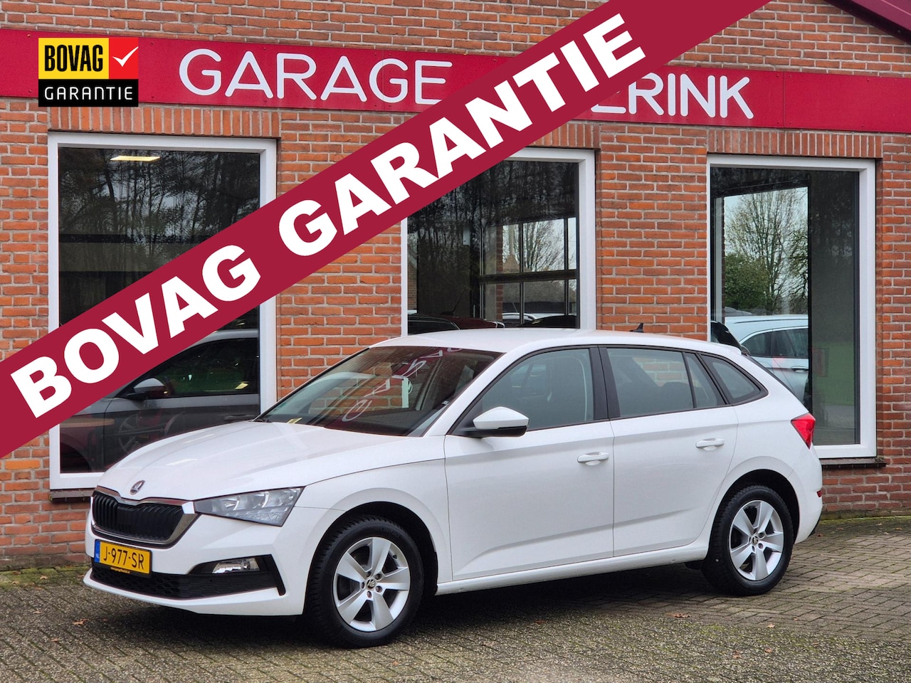 Skoda Scala - 1.0 TSI Ambition 116PK 5drs airco, cruise, led, lmv, dab, carplay - AutoWereld.nl