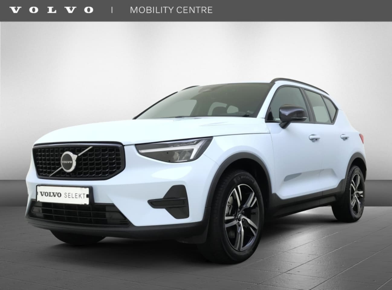 Volvo XC40 - B4 Plus Dark | Trekhaak | Dodehoekdetectie | Harman/Kardon | - AutoWereld.nl