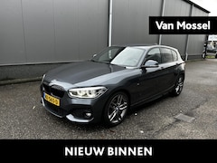 BMW 1-serie - 118i Executive | Automaat | M Interior | M Exterior | Sportstoelen | Privacy Glass | LMV