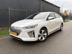 Hyundai IONIQ - Premium EV / AUTOMAAT / LEER / NAVI / SCHUIFDAK / 98dkm NAP